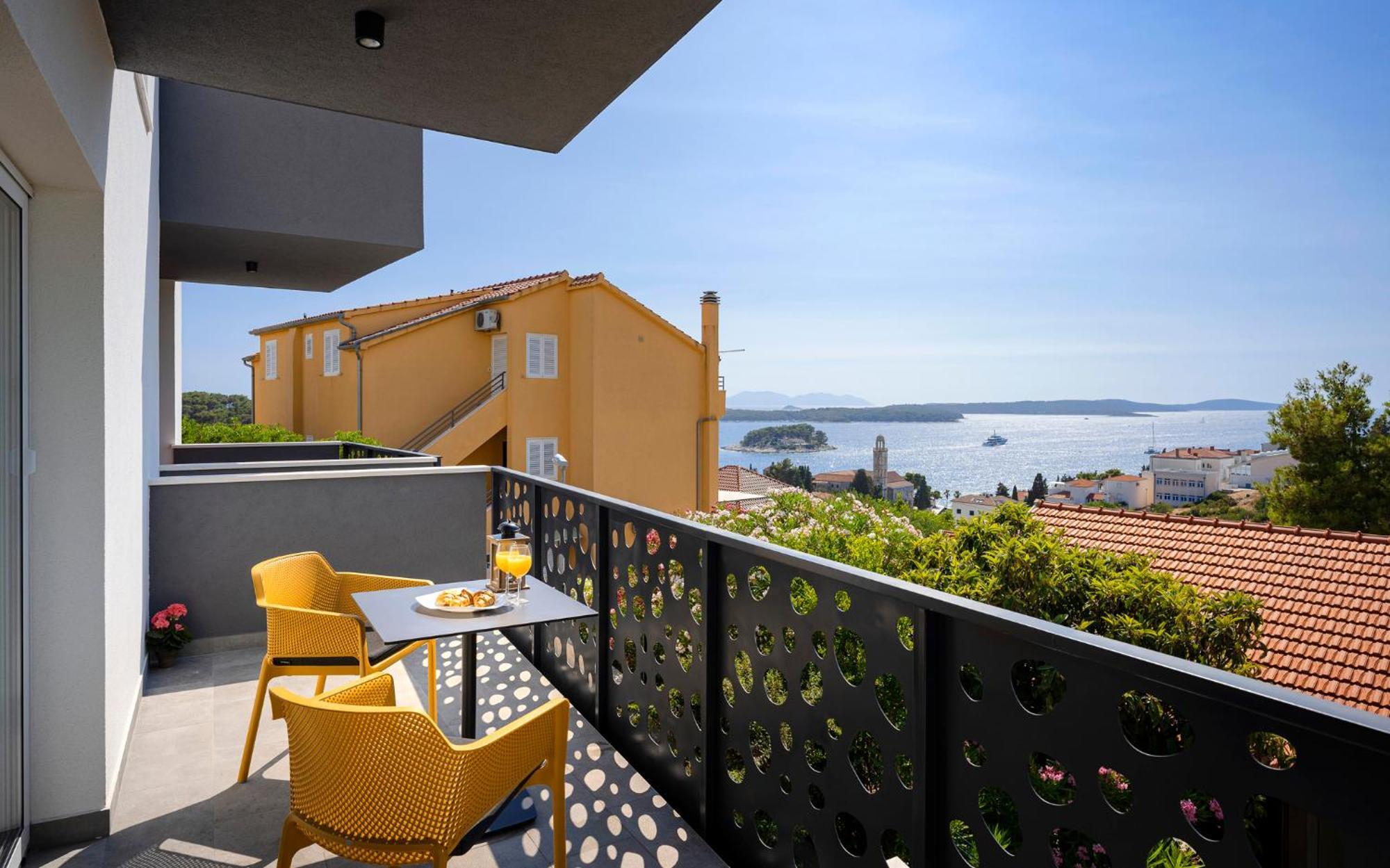 Modern, 2 Bedroom Apartment Hvar Town Zewnętrze zdjęcie